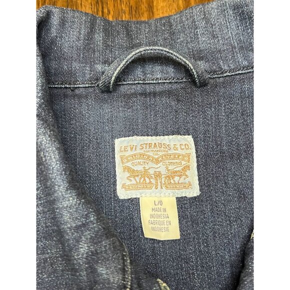 Levi Strauss‎ Denim Trucker Jacket Women's Large Dark Blue Distressed Casual - Picture 3 of 4